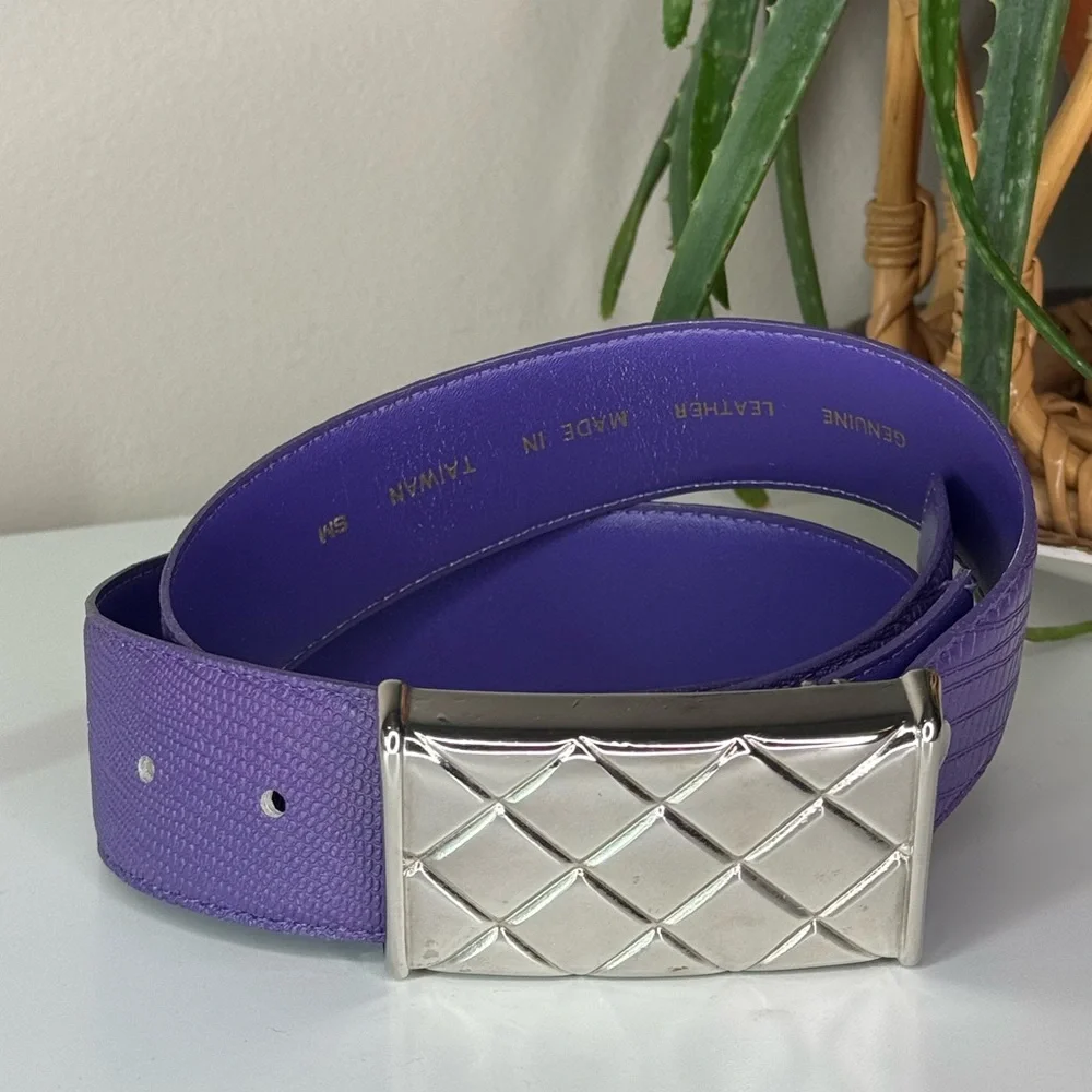 Vintage 80s Purple Leather Waist Belt Quilted Silver Buckle Statement Cinch Belt - Picture 3 of 9